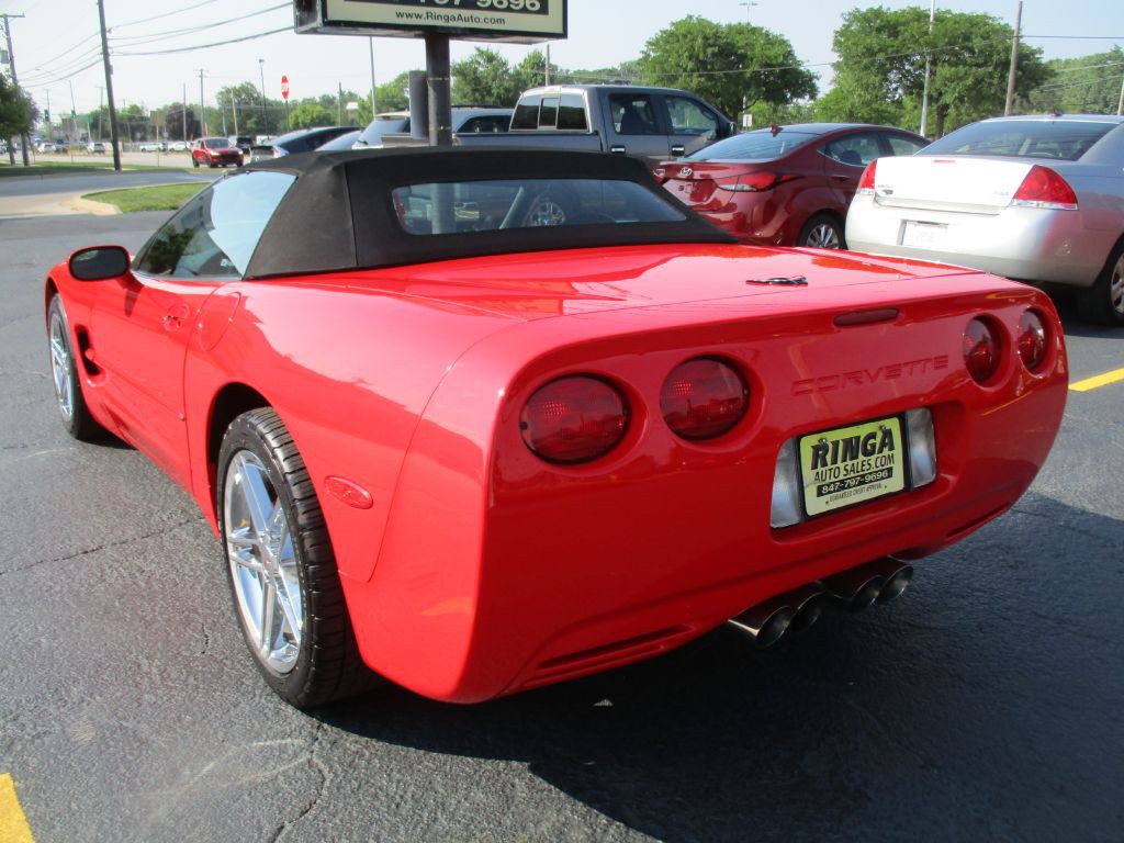 1999 Chevrolet Corvette Image 3