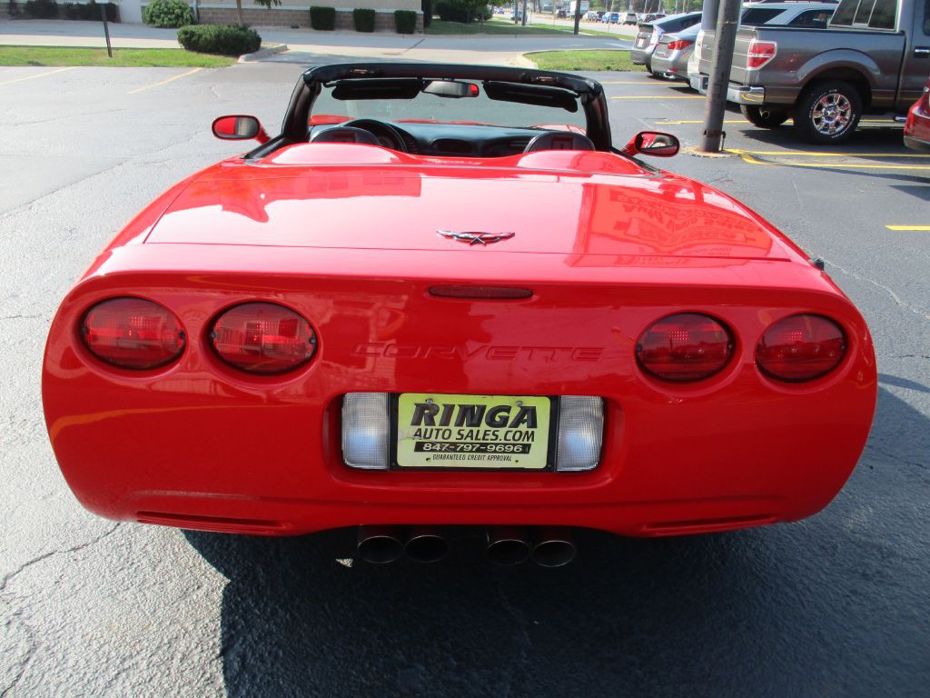 1999 Chevrolet Corvette Image 18