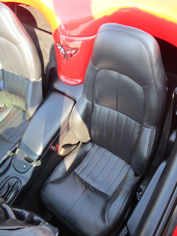 1999 Chevrolet Corvette Image 21