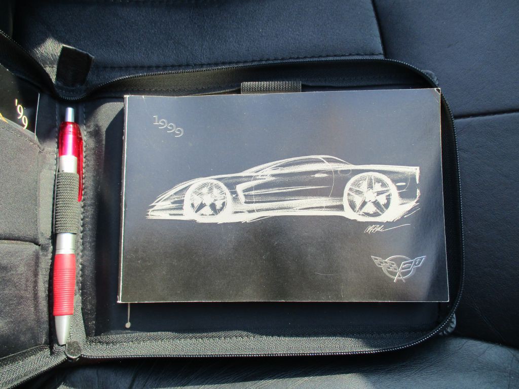 1999 Chevrolet Corvette Image 31