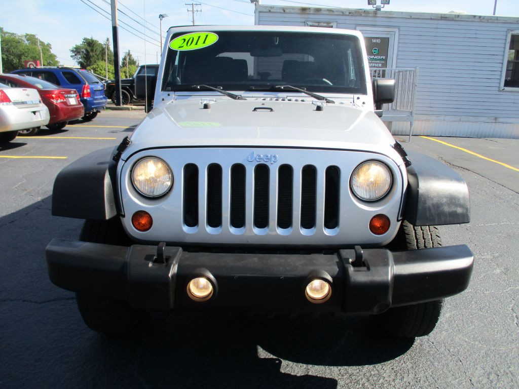 2011 Jeep Wrangler Image 5