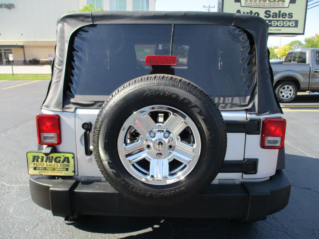 2011 Jeep Wrangler Image 6