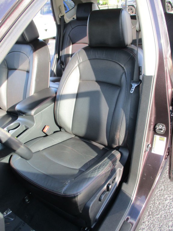2011 Nissan Rogue Image 12