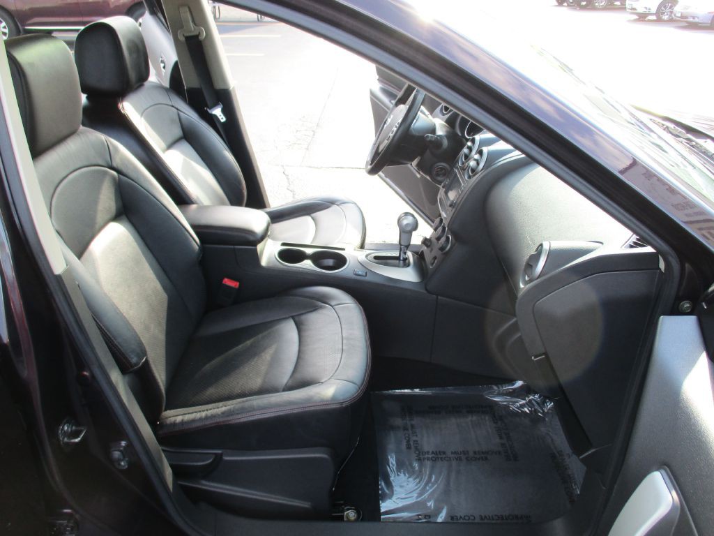 2011 Nissan Rogue Image 15