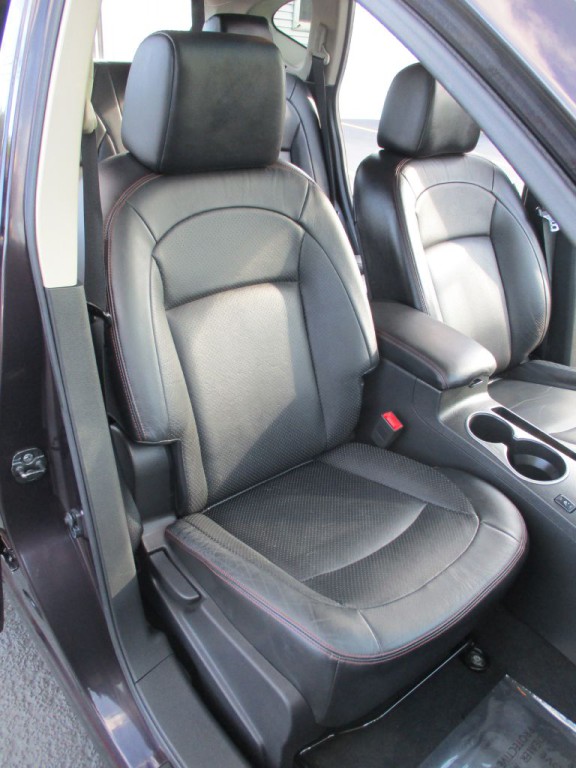 2011 Nissan Rogue Image 16