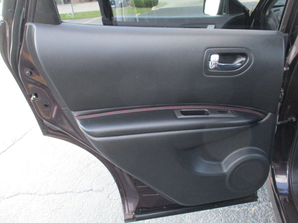2011 Nissan Rogue Image 22