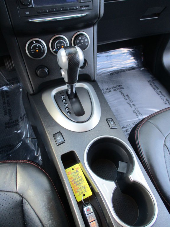 2011 Nissan Rogue Image 30