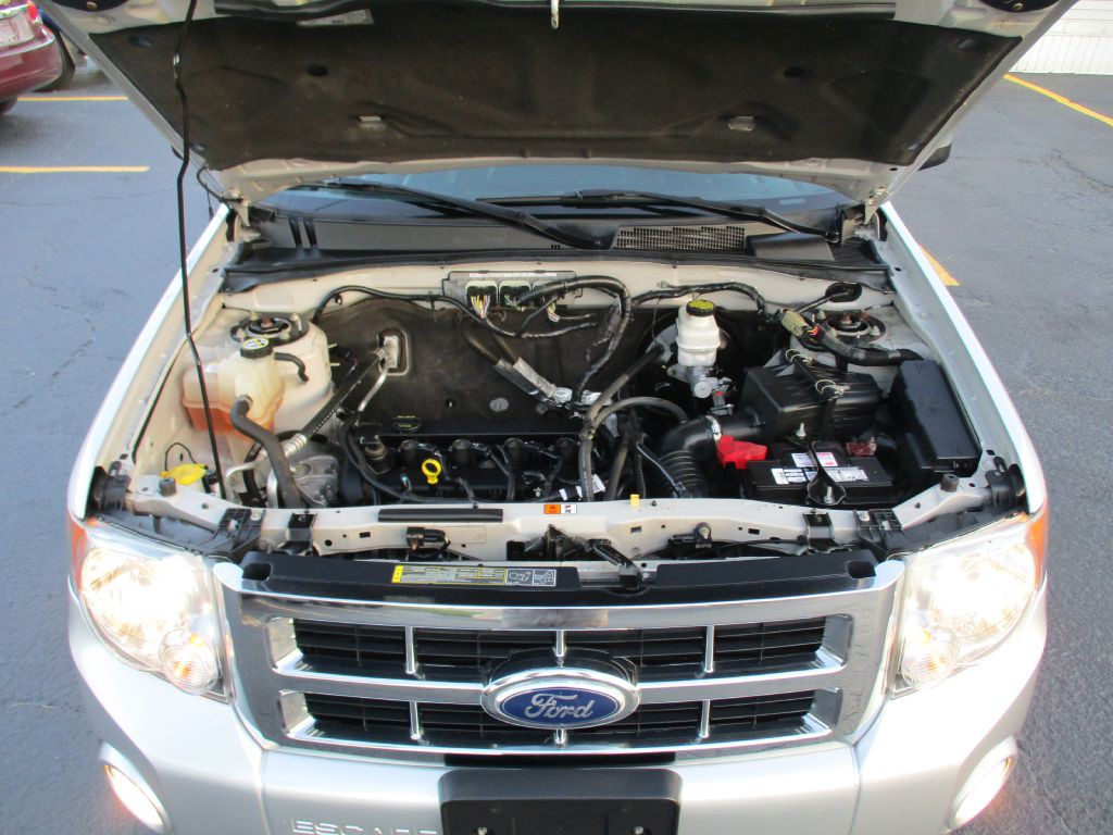 2011 Ford Escape Image 9