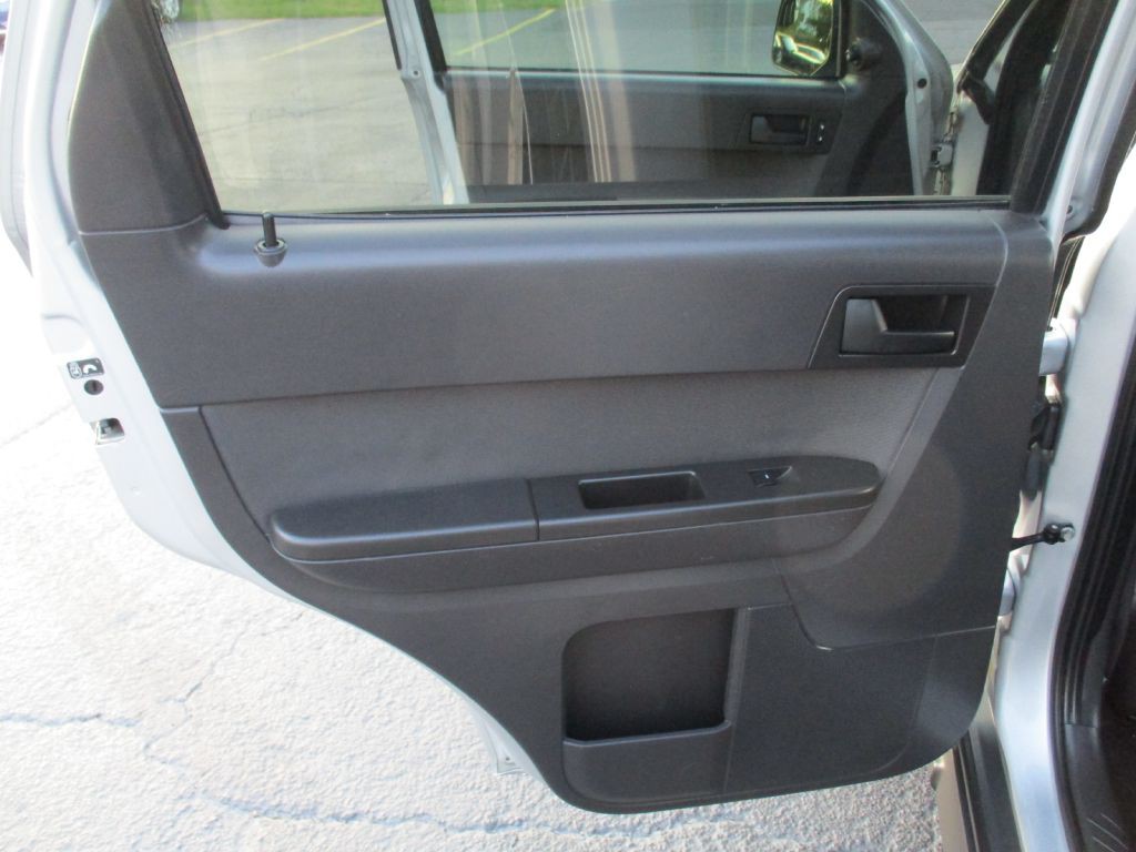 2011 Ford Escape Image 22
