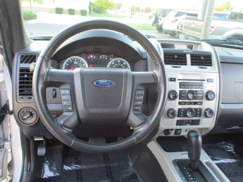 2011 Ford Escape Image 27