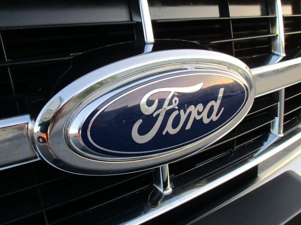 2011 Ford Escape Image 36