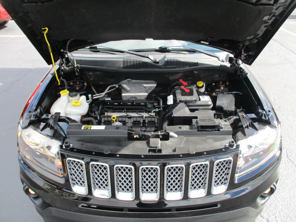 2017 Jeep Compass Image 9