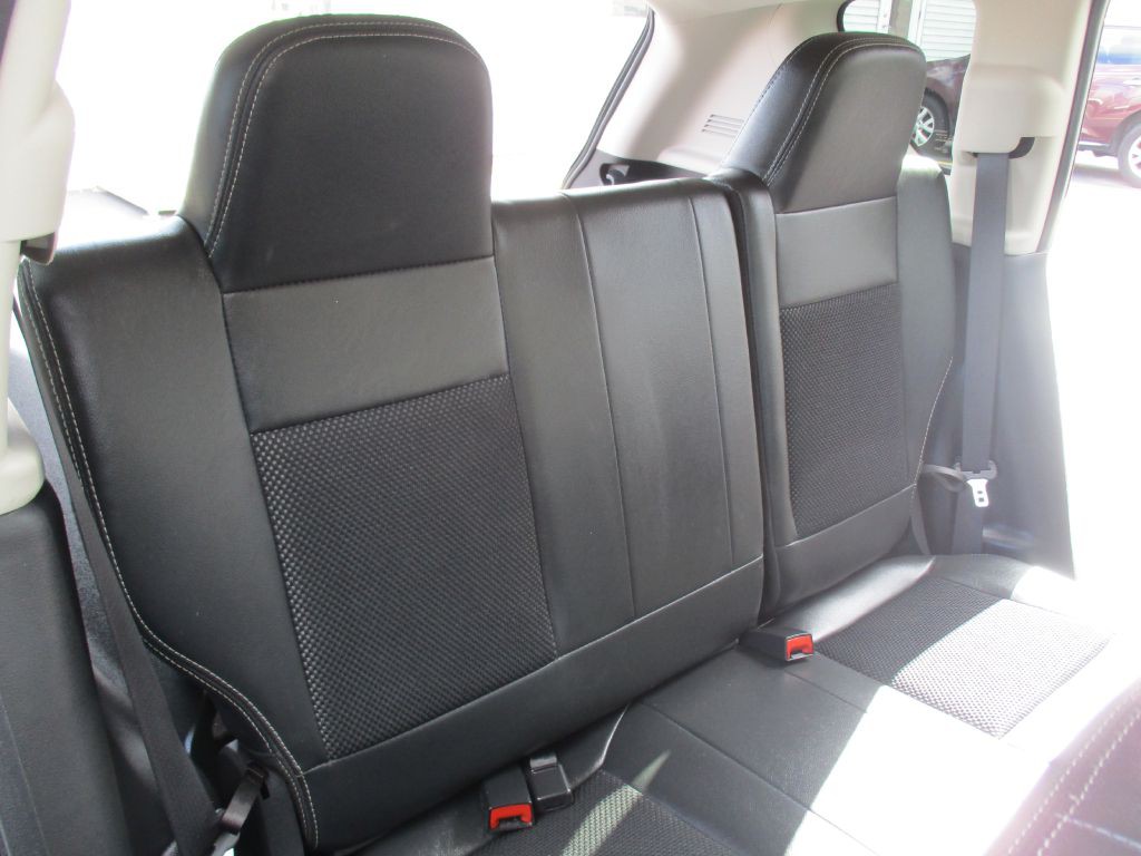 2017 Jeep Compass Image 24