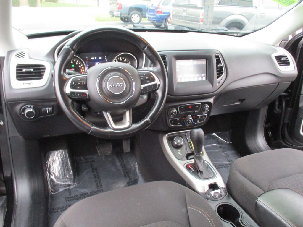 2021 Jeep Compass Image 13