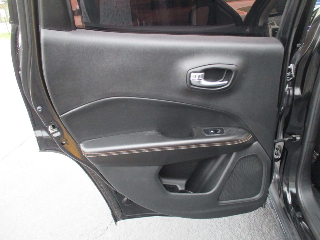 2021 Jeep Compass Image 22