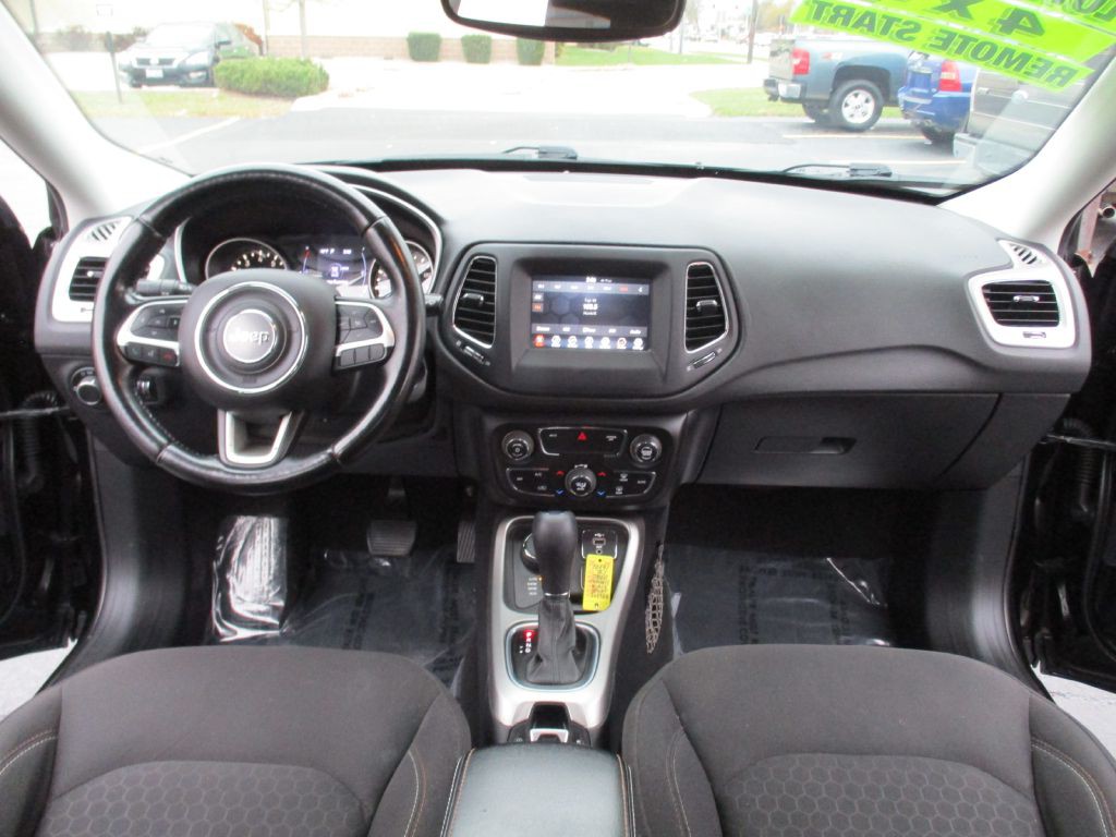 2021 Jeep Compass Image 25