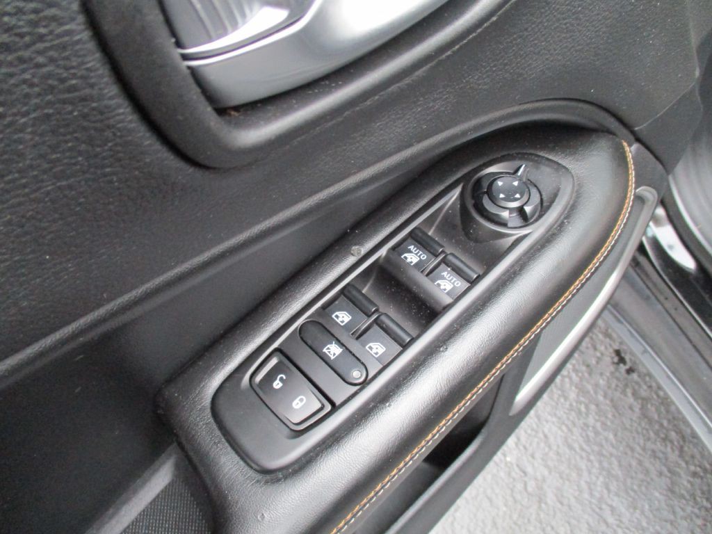 2021 Jeep Compass Image 28