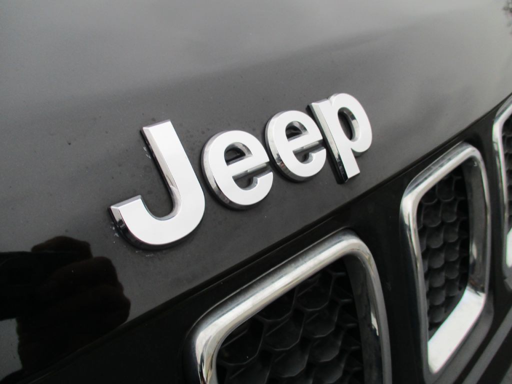 2021 Jeep Compass Image 36