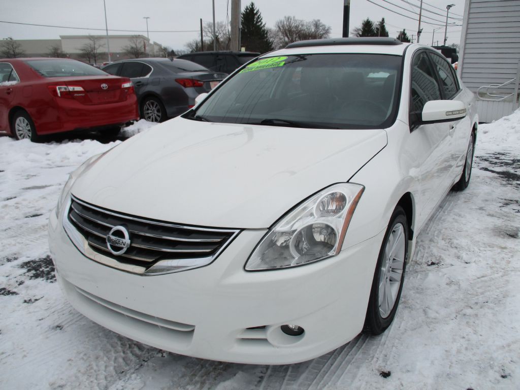 2012 Nissan Altima Image 1