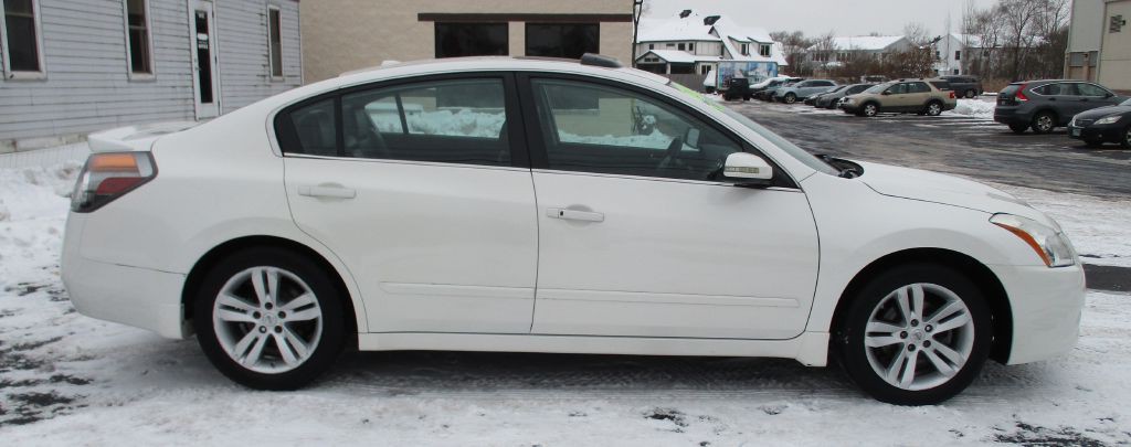 2012 Nissan Altima Image 8