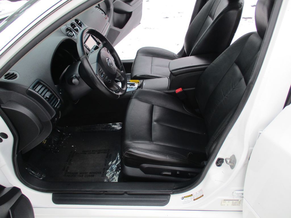 2012 Nissan Altima Image 11