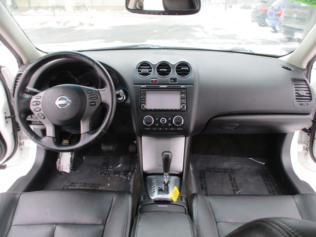 2012 Nissan Altima Image 25