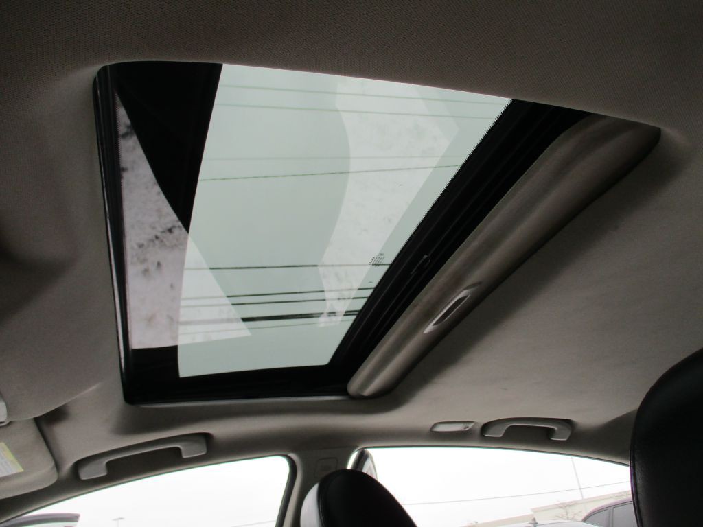 2012 Nissan Altima Image 32