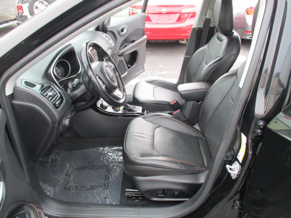 2020 Jeep Compass Image 11