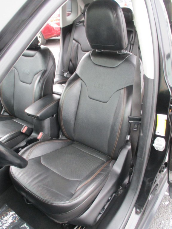 2020 Jeep Compass Image 12