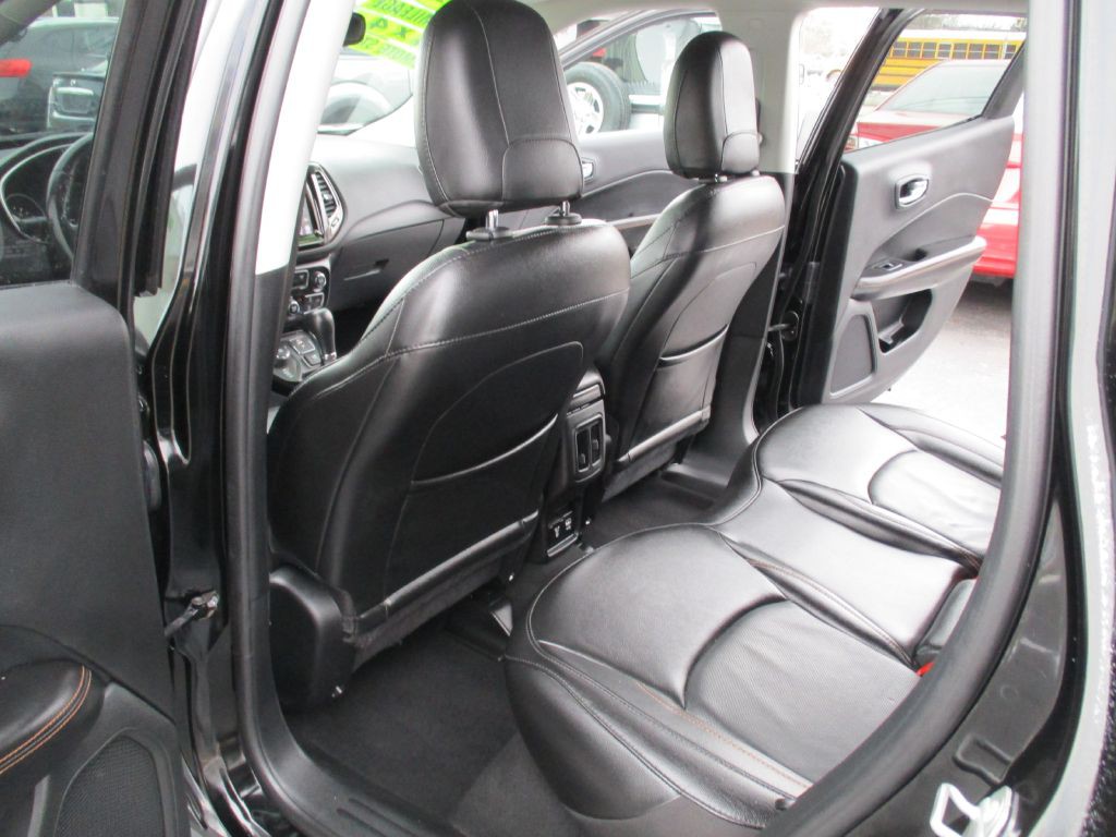 2020 Jeep Compass Image 21