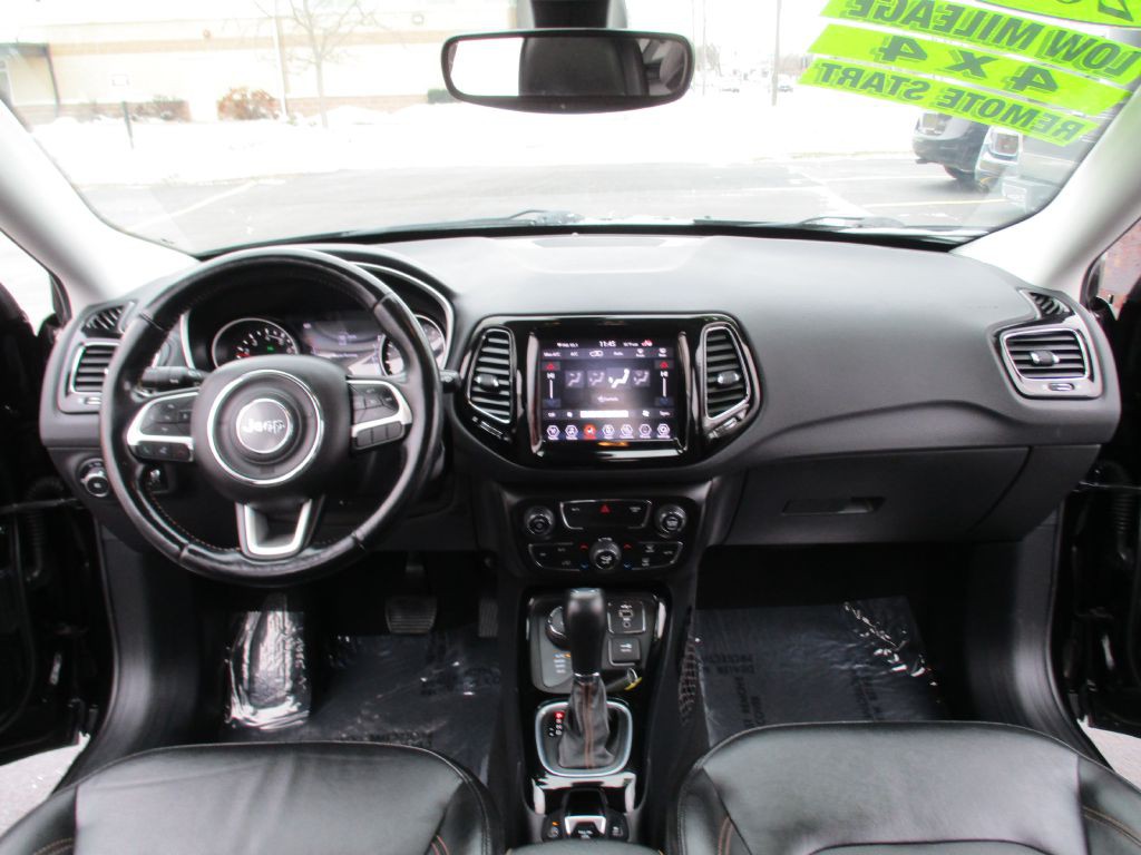 2020 Jeep Compass Image 25