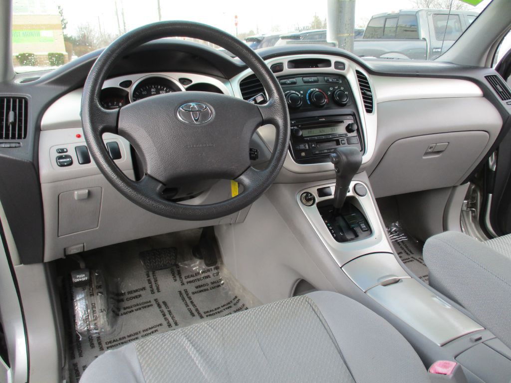 2004 Toyota Highlander Image 11
