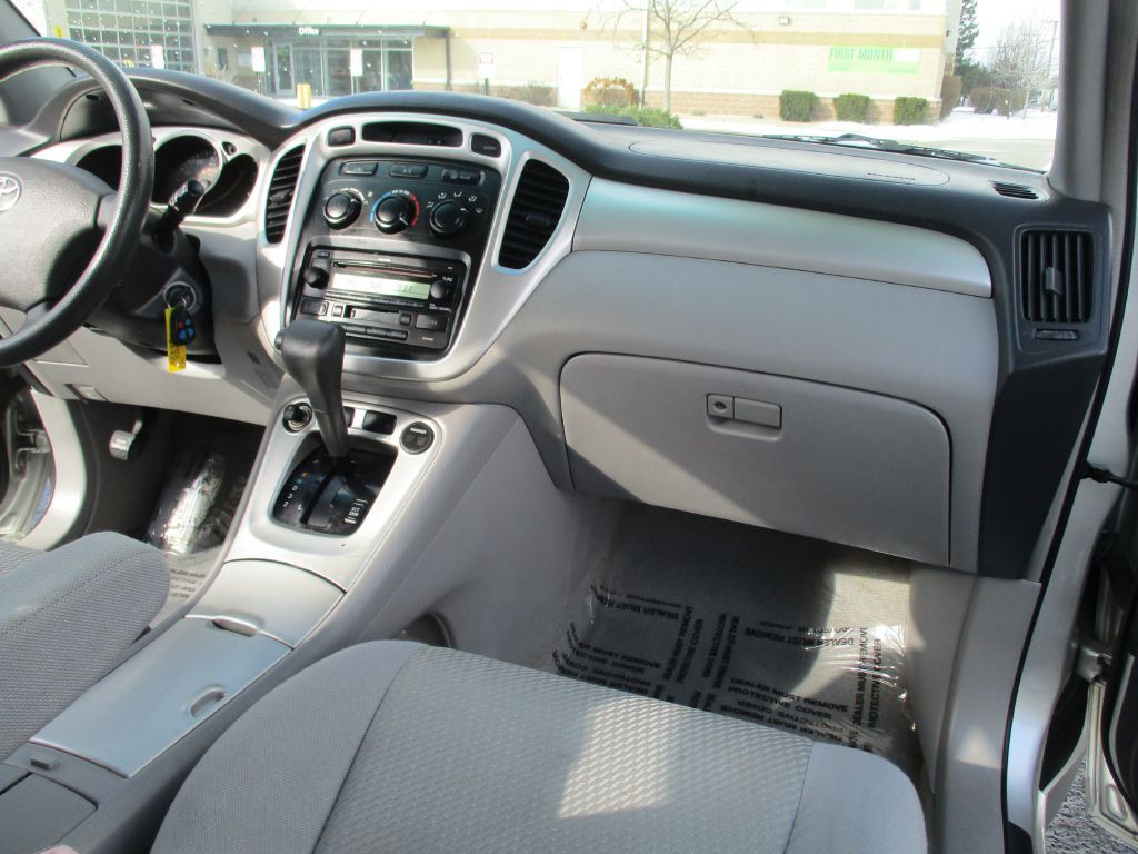 2004 Toyota Highlander Image 15