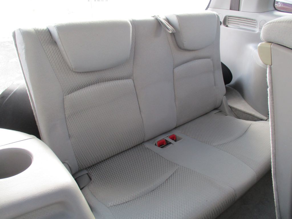 2004 Toyota Highlander Image 21