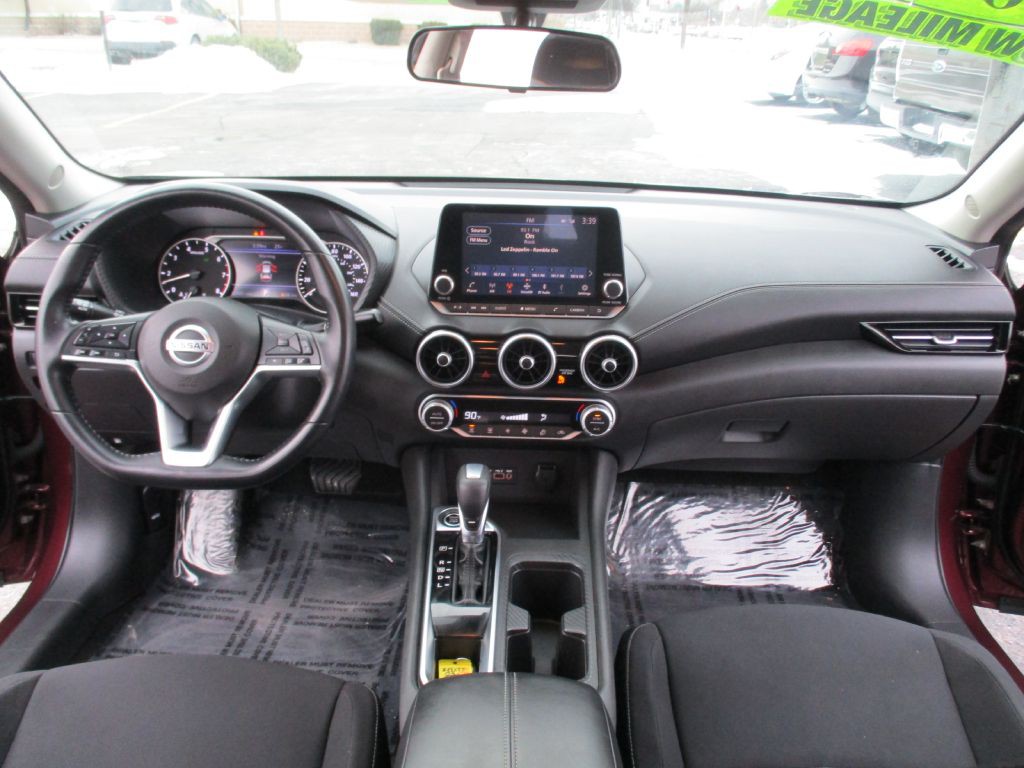 2020 Nissan Sentra Image 25