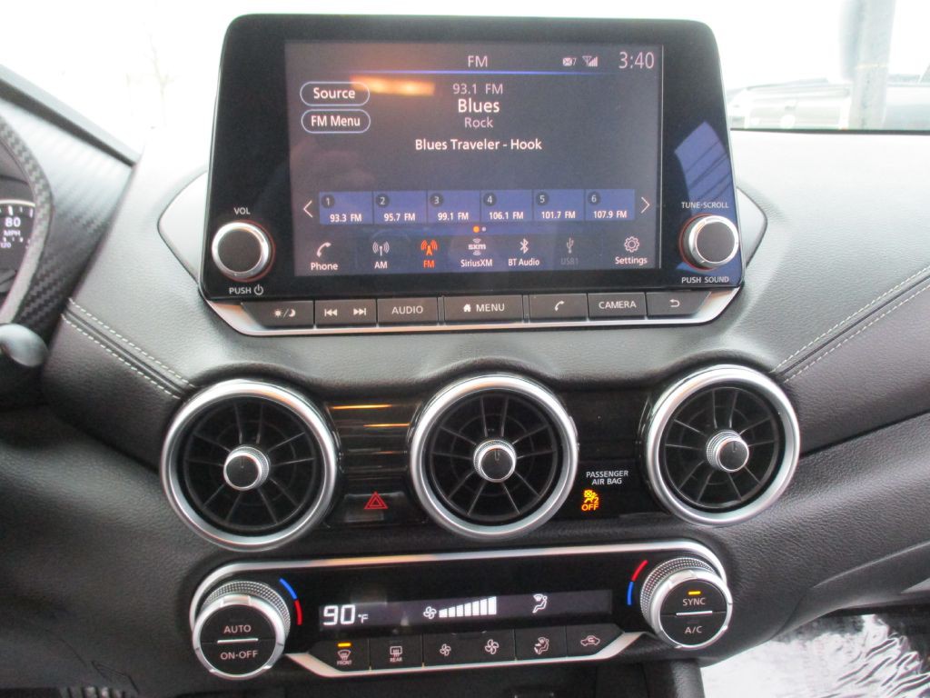 2020 Nissan Sentra Image 30