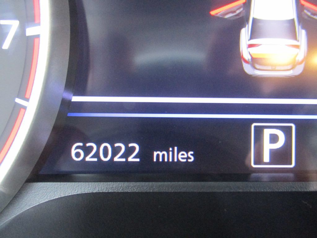 2020 Nissan Sentra Image 32