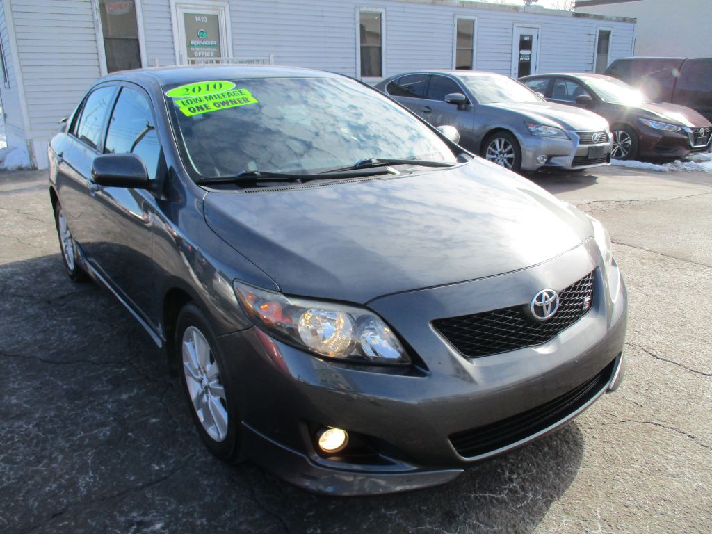 2010 Toyota Corolla Image 2