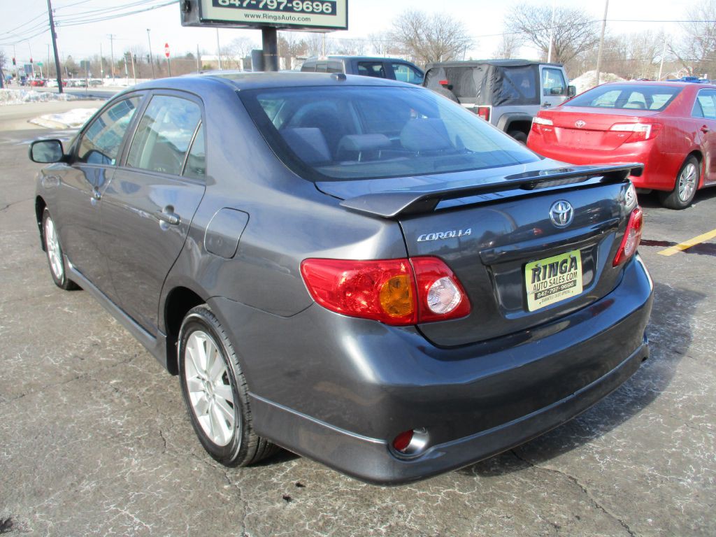 2010 Toyota Corolla Image 3