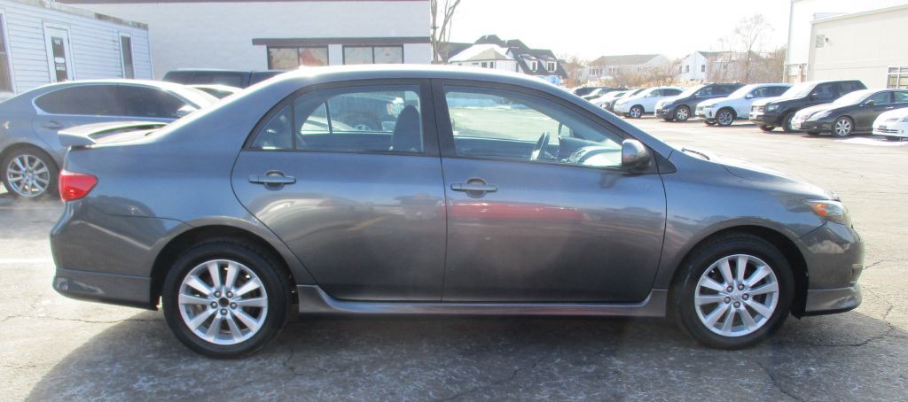 2010 Toyota Corolla Image 8