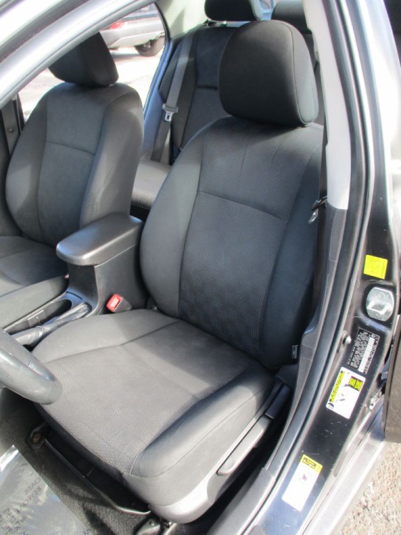 2010 Toyota Corolla Image 12