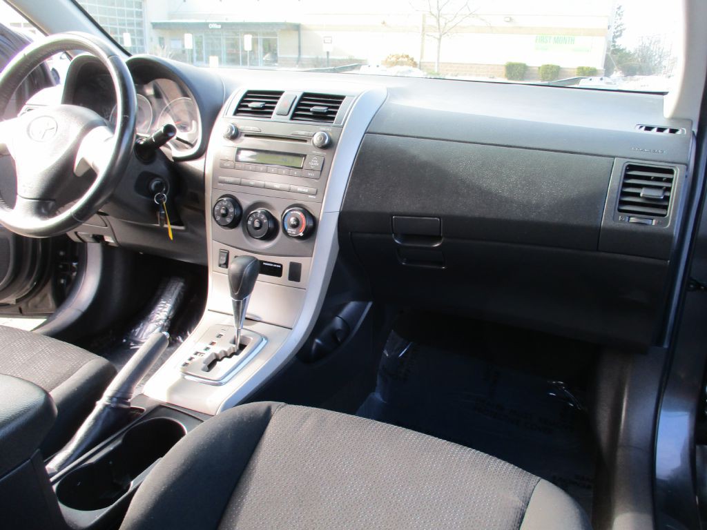 2010 Toyota Corolla Image 17