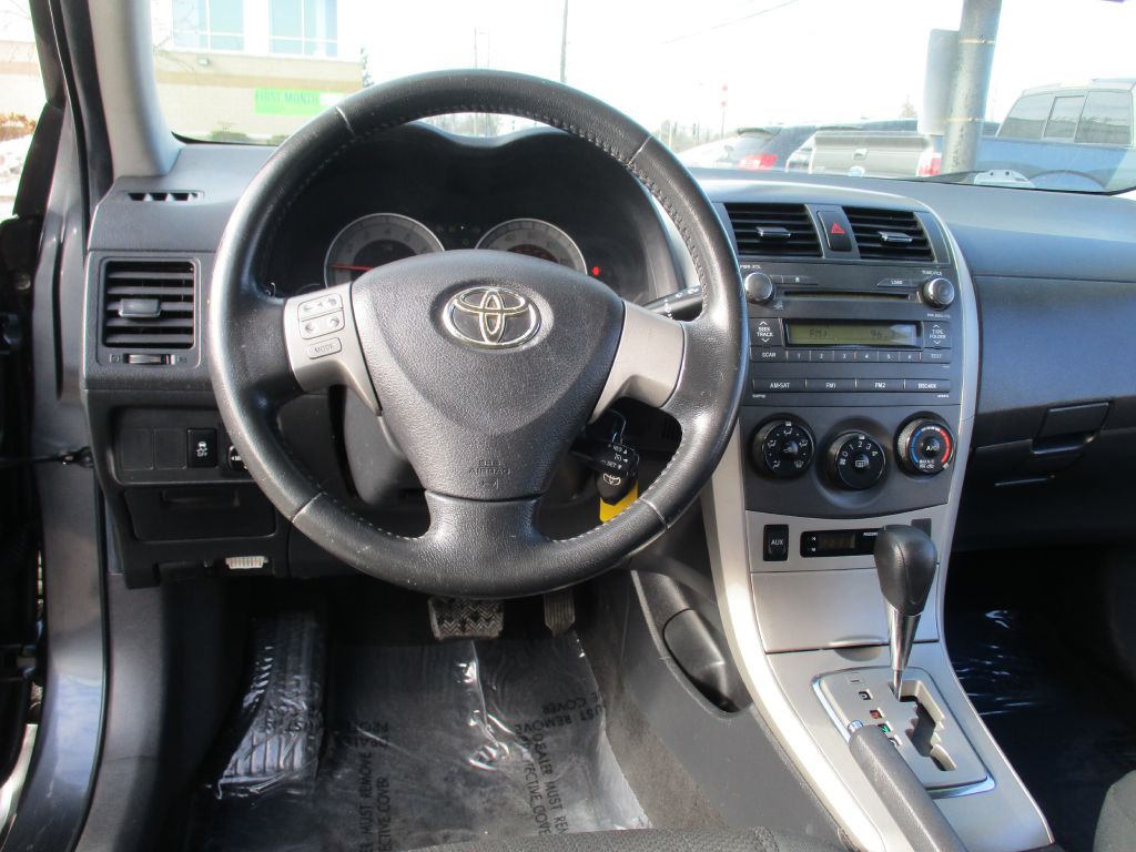2010 Toyota Corolla Image 27