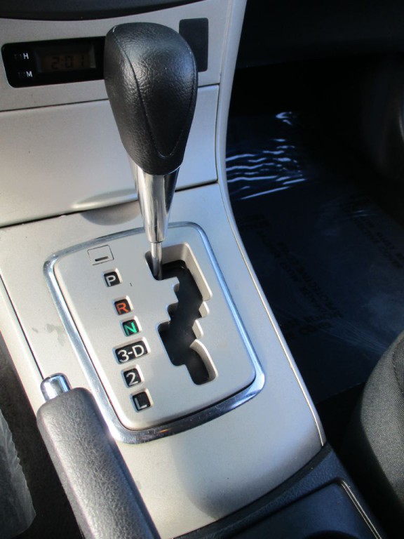 2010 Toyota Corolla Image 30