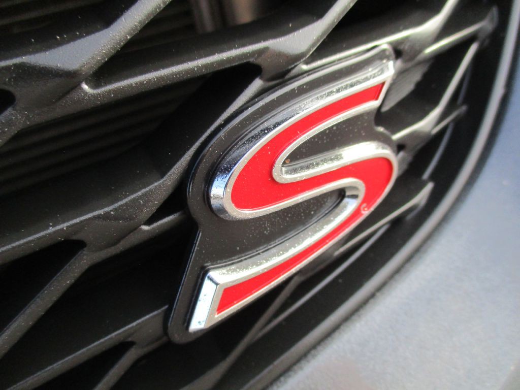 2010 Toyota Corolla Image 36