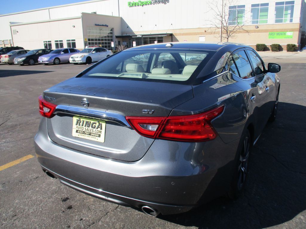 2017 Nissan Maxima Image 4