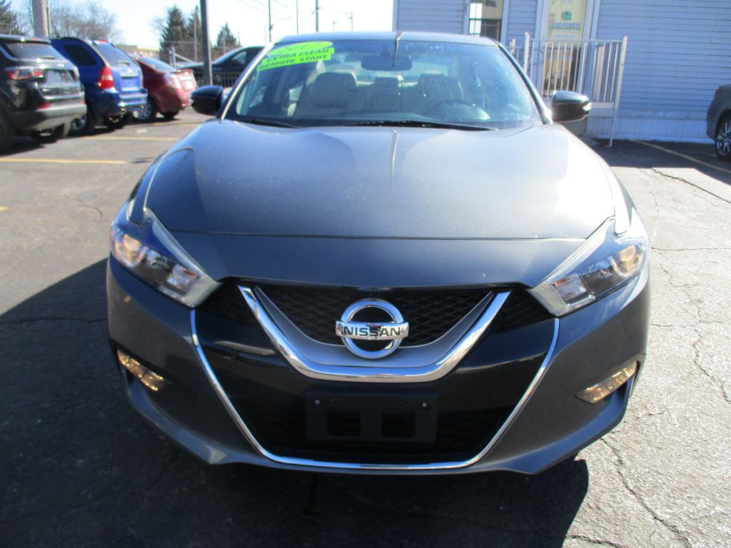 2017 Nissan Maxima Image 5