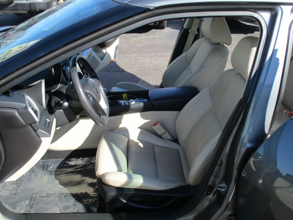 2017 Nissan Maxima Image 11