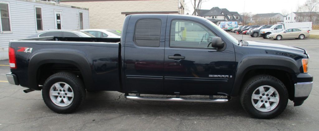2008 GMC Sierra Image 8