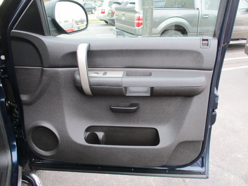 2008 GMC Sierra Image 19